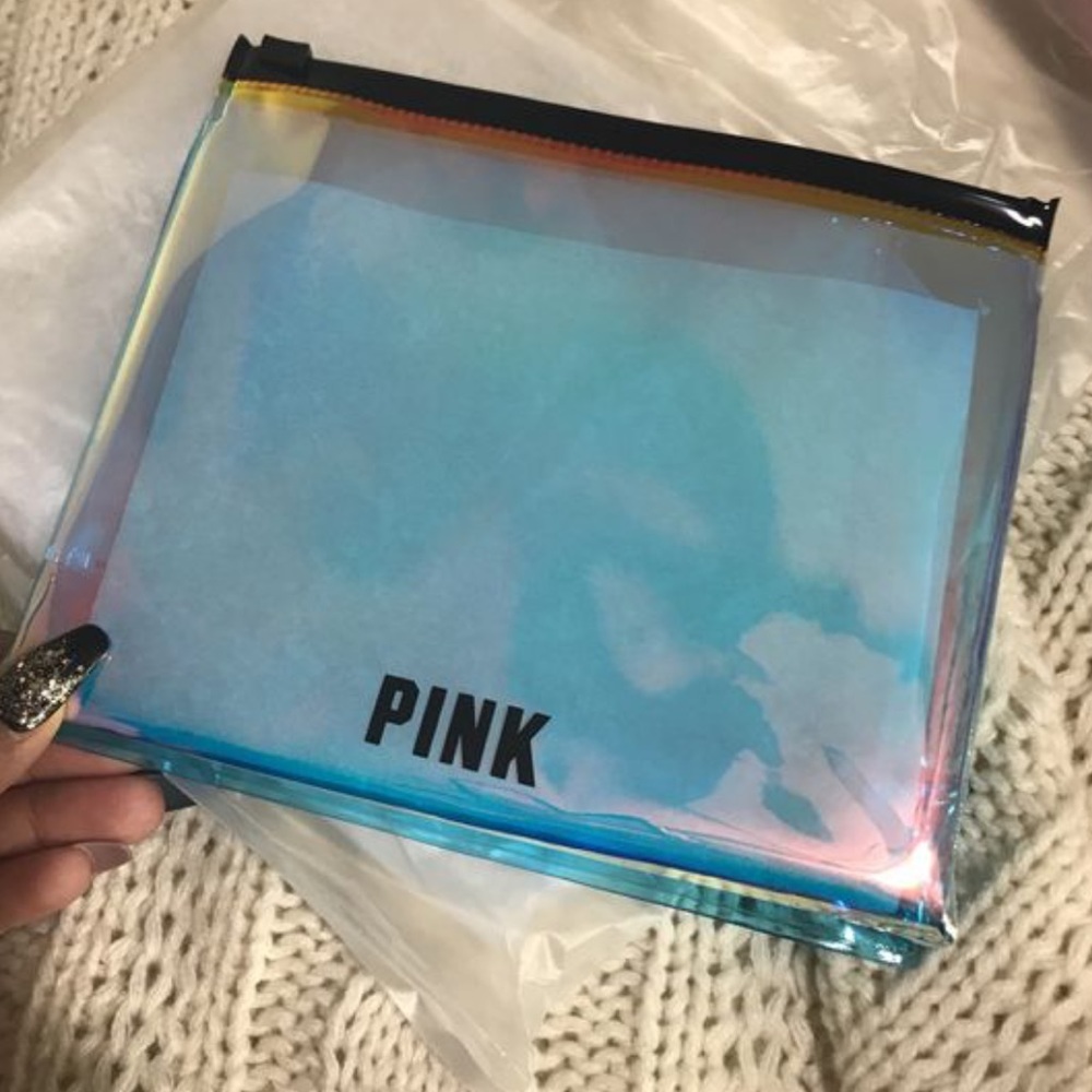 Cosmetic bag